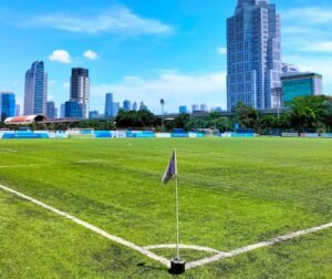 5 Rekomendasi Lapangan Sepak Bola di Jakarta, Lengkap dengan Fasilitasnya